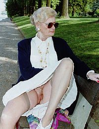 Sexy vintage older women porn pictures